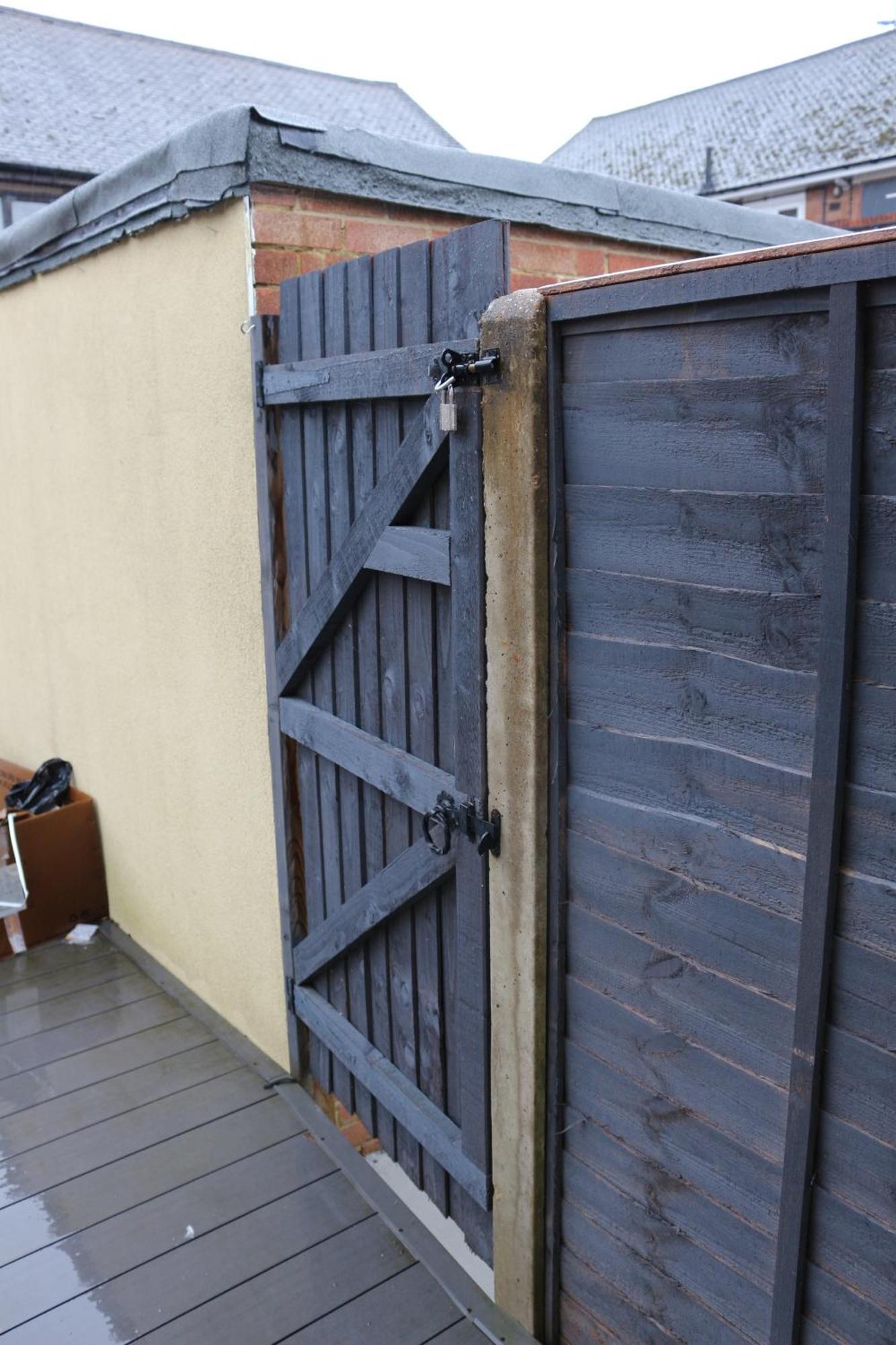 Cozy Garden Studio: Wizarding World Retreat Watford  Exterior photo