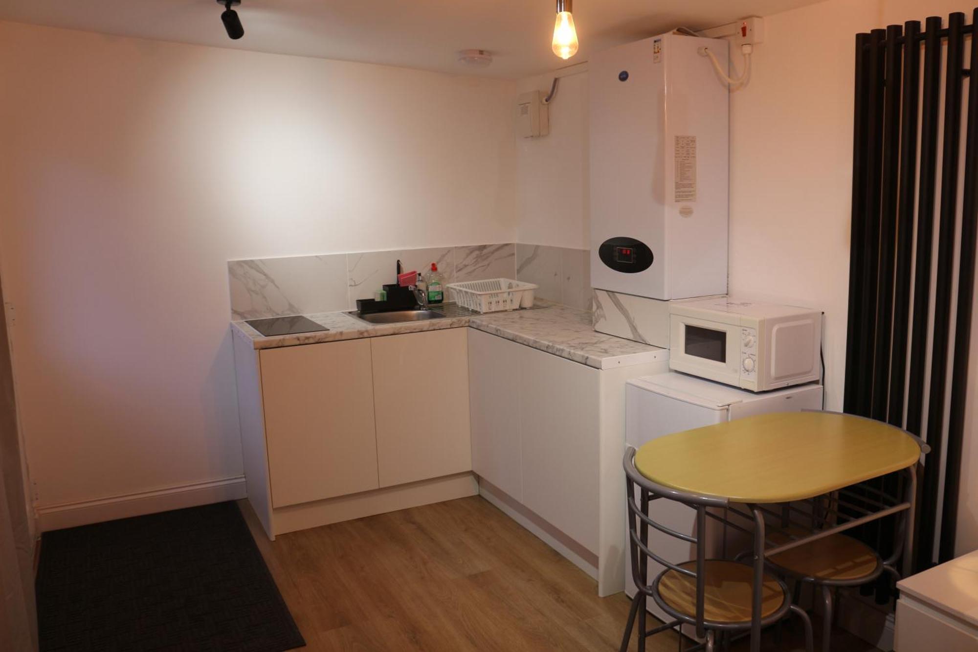 Cozy Garden Studio: Wizarding World Retreat Watford  Exterior photo